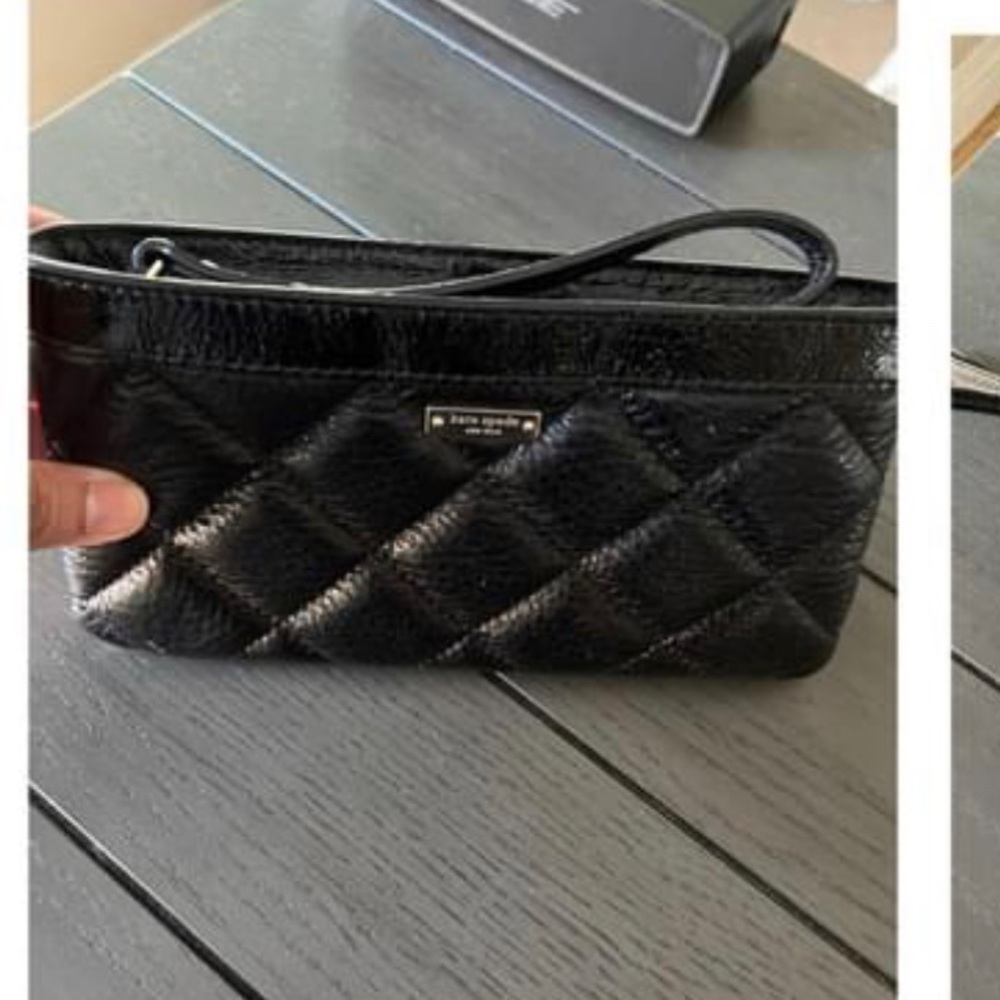 KATE SPADE Pre-owned Black Wristlet.